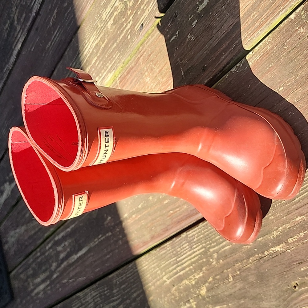 Hunter boots kids 12B/1G. Red